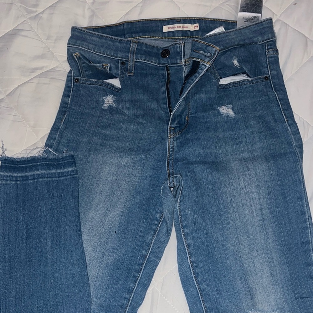 Levi jeans